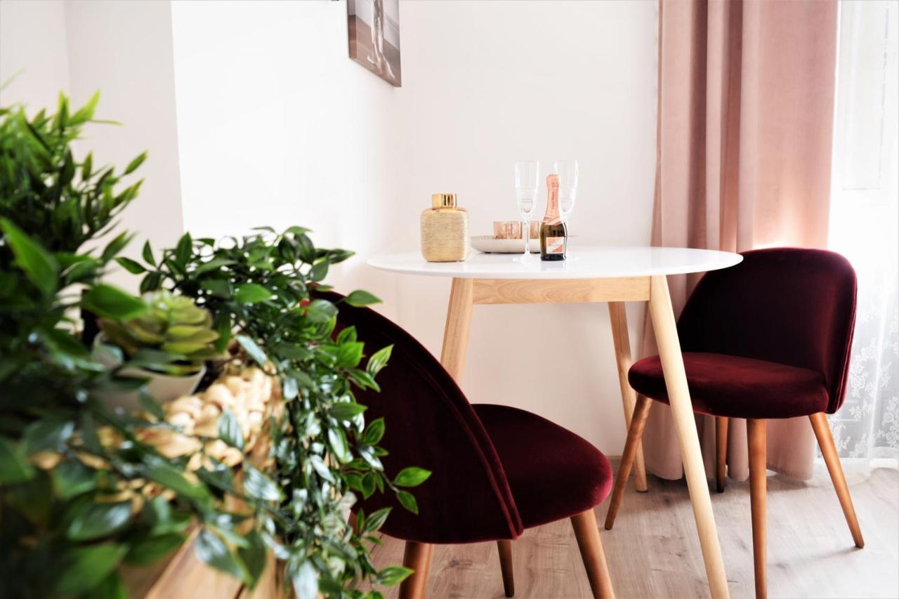 Le Moresche Apartment Катания Экстерьер фото